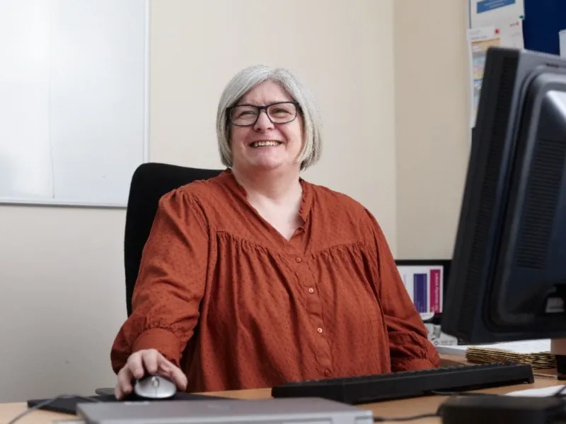 woman-holding-infographic