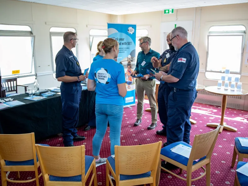 group-discussion-during-training-event-in-conference-room