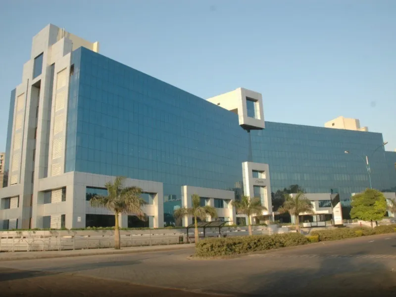 Tower-10-SEZ-Magrapatta-Pune