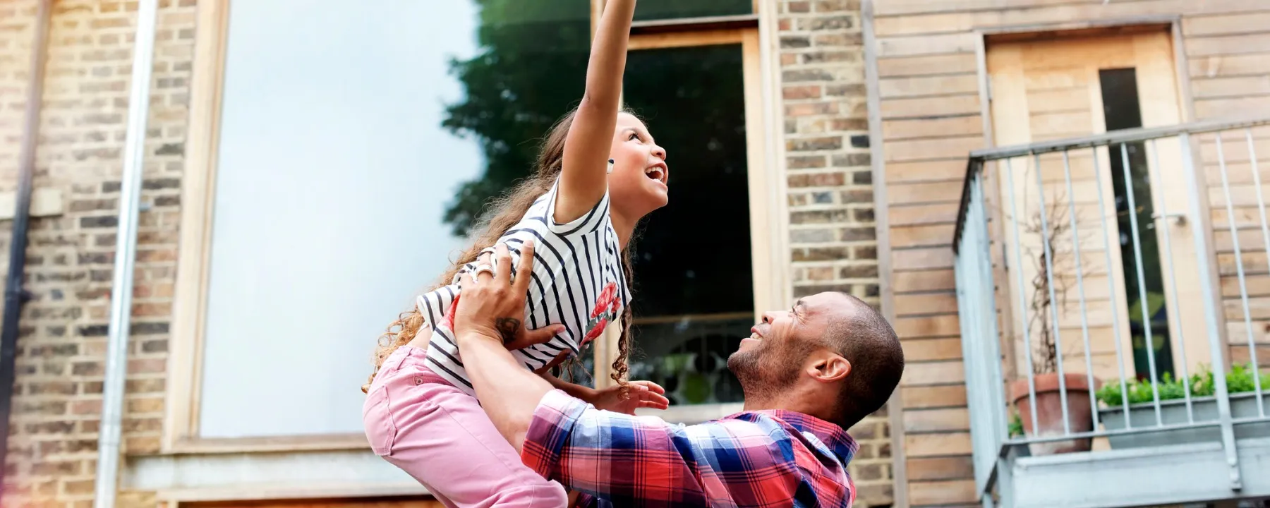Government   Father   daughter playing