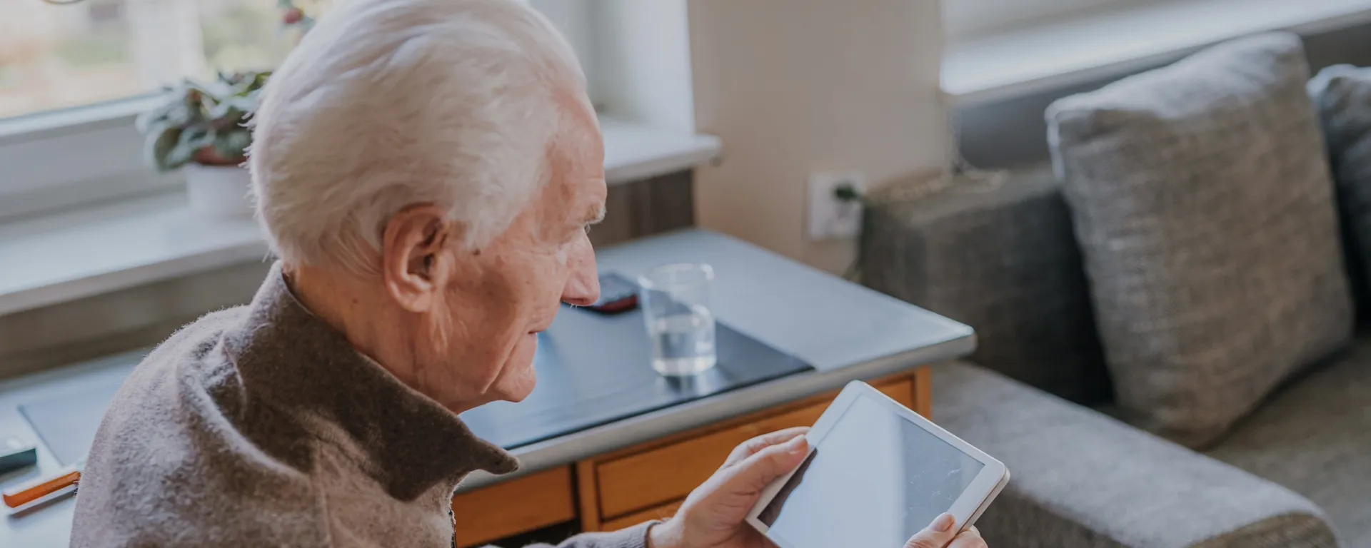 Improving energy efficiency and internal air quality in residential care